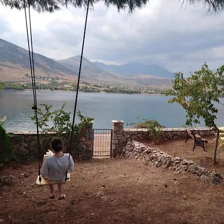 Aphrodite's Coast Retreat House! Apartment Galaxidi