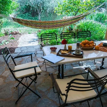 Aphrodite's Coast Retreat House! Galaxidi